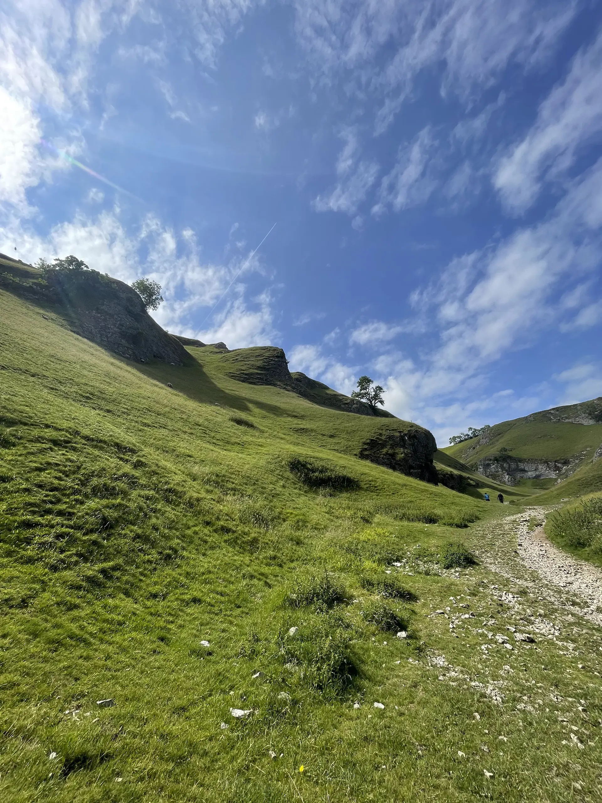 Cave Dale path opens out to reveal a stunning dry limestone valley.
